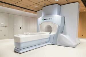MR kılavuzluğunda çevrimiçi adaptif radyasyon tedavisine pratik yaklaşım