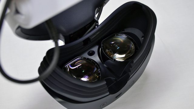 PSVR 2 리뷰 - 소니, 소비자용 VR을 위해 몇 단계 발전