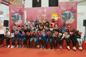Subang پریڈ نے CNY کو Persatuan Rumah KIDS اور Rumah Charis کے ساتھ منایا