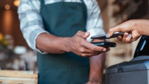 Tranzacții: Xero, Stripe extind parteneriatul pentru plățile IMM-urilor