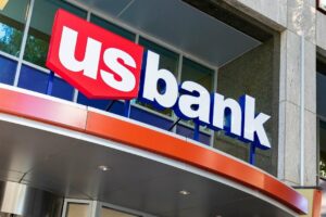La banca degli Stati Uniti lancia il trasferimento automatico del deposito diretto