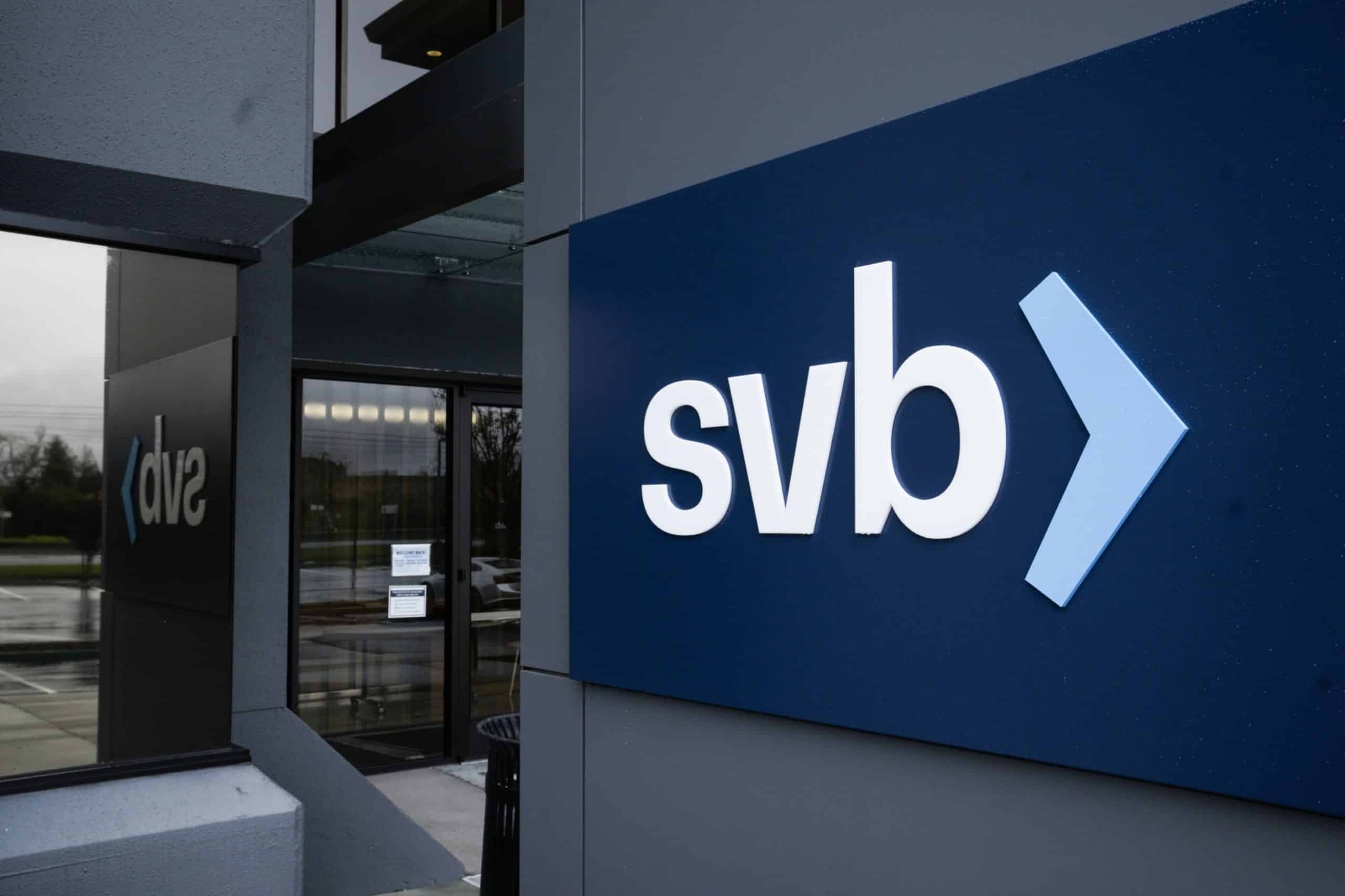 SVB-mahutitena püüavad pangad paigutada mitmekesistamise, andmete ja PlatoBlockchain Data Intelligence'i tehnoloogiat. Vertikaalne otsing. Ai.