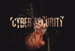 Securitatea cibernetică în această eră a policrizei