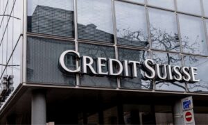 Altri problemi con la banca? Il Credit Suisse crolla del 30% poiché il maggiore azionista ritira il sostegno