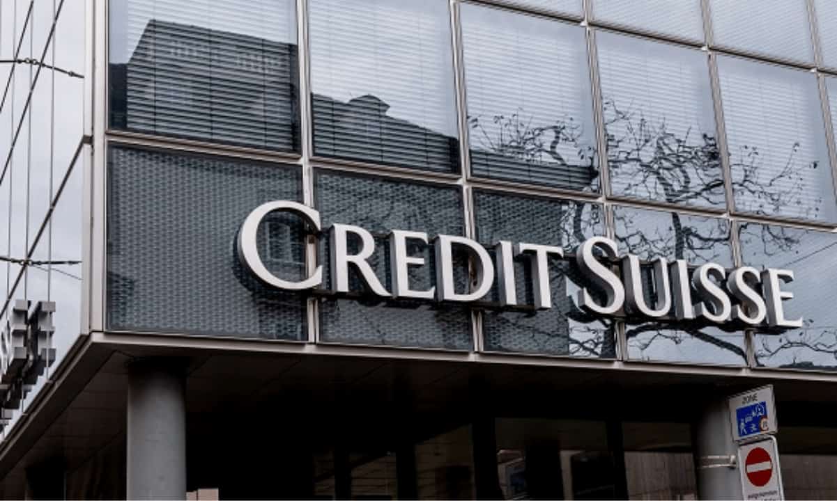 More Bank Trouble? Credit Suisse Plummets 30% as Largest Shareholder Withdraws Support Bank run PlatoBlockchain Data Intelligence. Vertical Search. Ai.