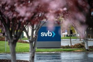 Silicon Valley Bank kollapsar snabbt efter att tekniska startups flyr