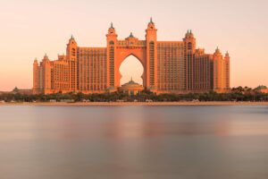 تعود النسخة الرابعة والعشرون من القمة العالمية للبلوك تشين إلى دبي في مارس 24