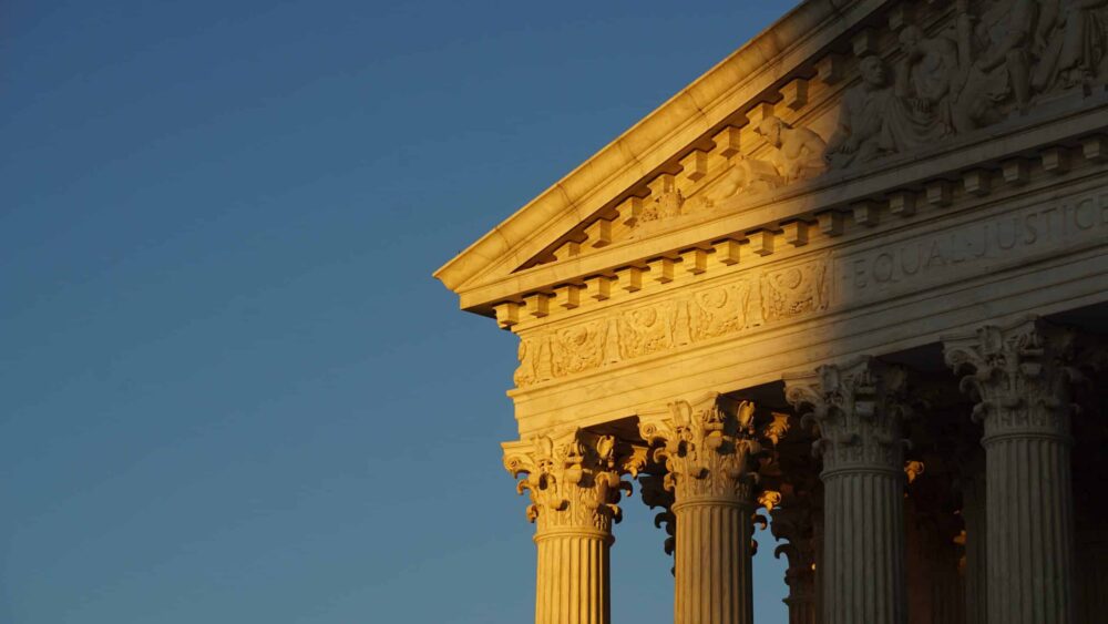 Oberster US-Gerichtshof verhandelt ersten Krypto-Fall: Streit um Coinbase-Schiedsgerichtsbarkeit