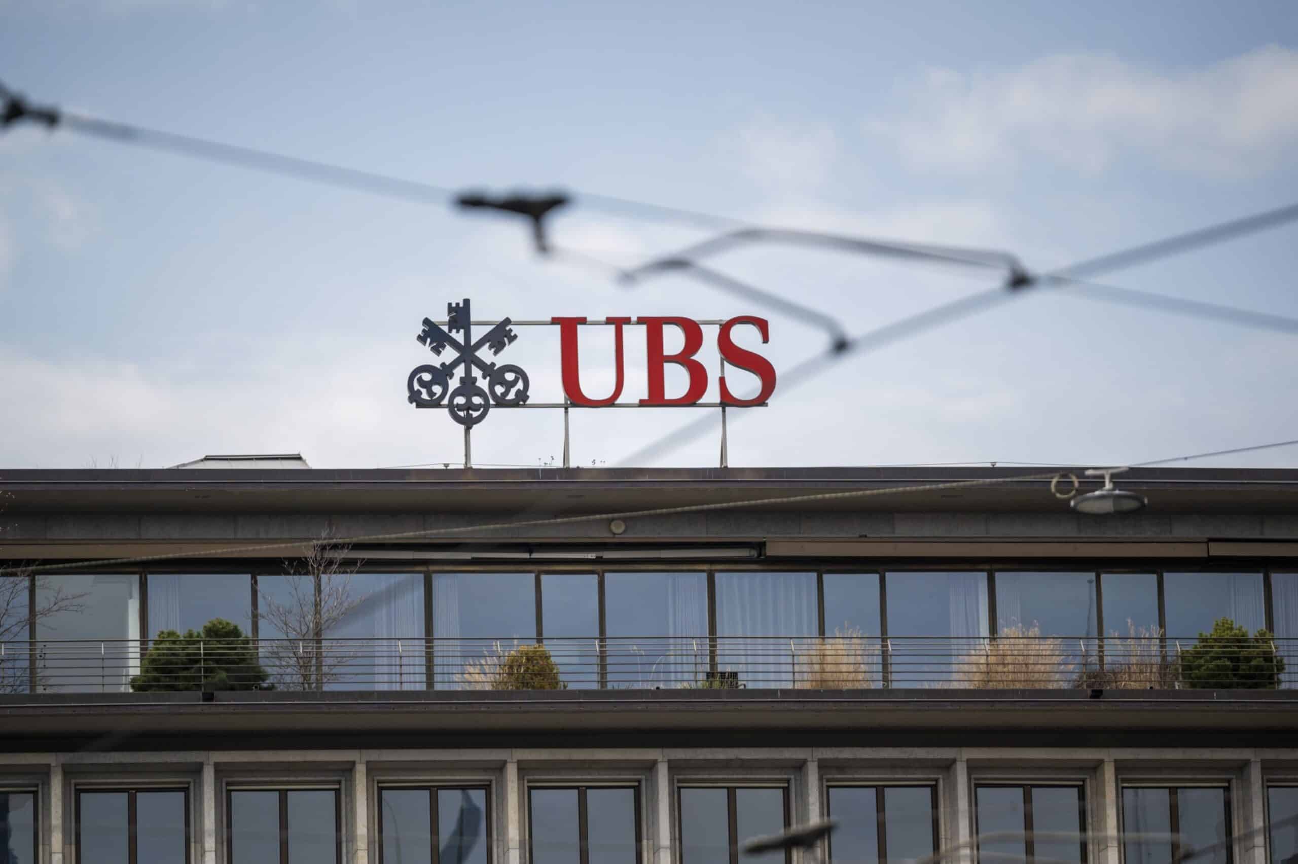 UBS는 투자자들이 Credit Suisse 거래가 PlatoBlockchain 데이터 인텔리전스에 미치는 영향을 평가하면서 손실을 지웠습니다. 수직 검색. 일체 포함.