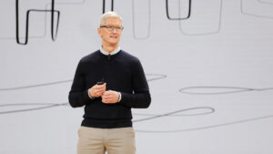 Le PDG d'Apple, Tim Cook, annonce Hyping XR avant la WWDC