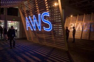 AWS customers optimize cloud spend in Q1