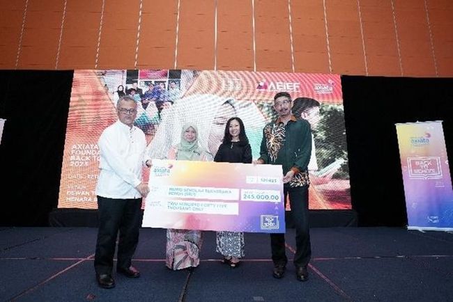 Axiata Foundation Launches Back To School Programme and All-Star Bestari Scholarship to Promote Equitable Education Scholars PlatoBlockchain Data Intelligence. Vertical Search. Ai.