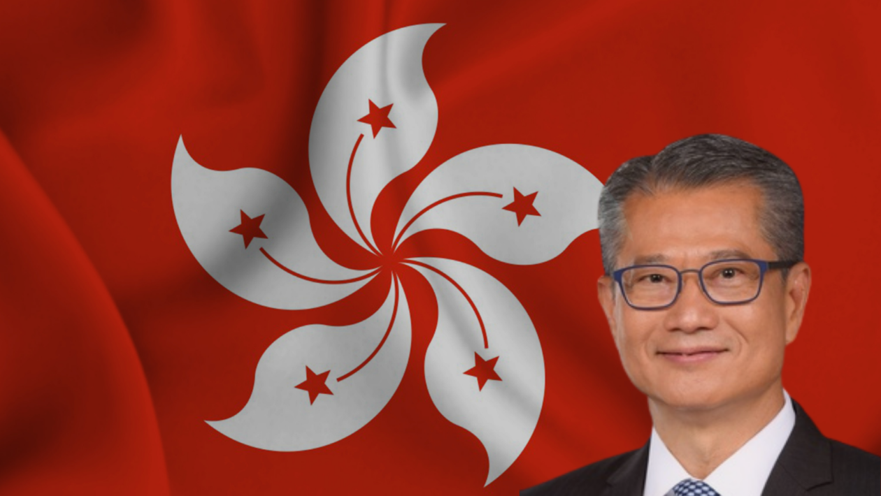 Bandeira de Hong Kong e Paul Chan