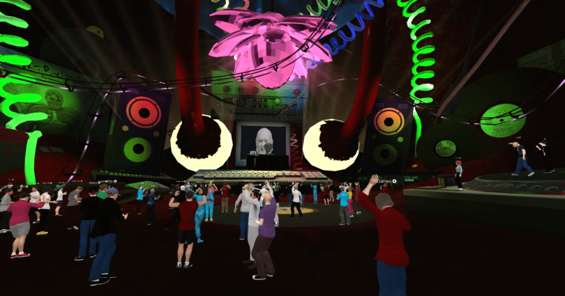 Fatboy Slim đã tổ chức một bữa tiệc khiêu vũ hoành tráng trong VR