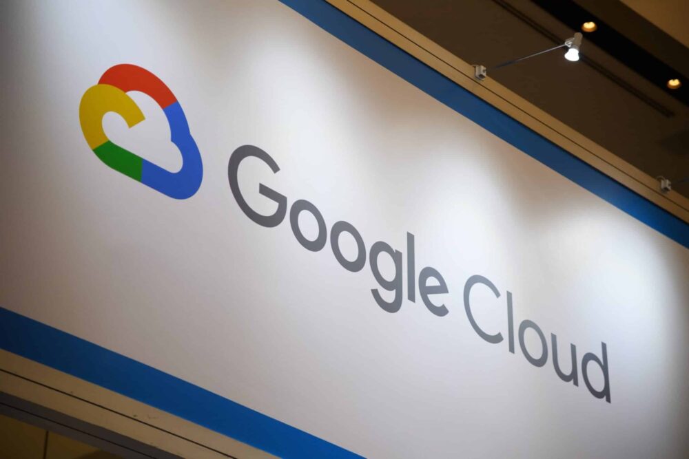 Google investerer i kunstig intelligens, sky i 1. kvartal