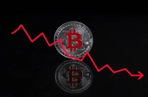 Är Bitcoin på väg mot $30k? En titt på trender och indikatorer