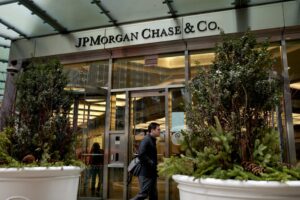 JPMorgan Chase-teknologiforbruket faller med 7 % på årsbasis til 2.1 milliarder dollar