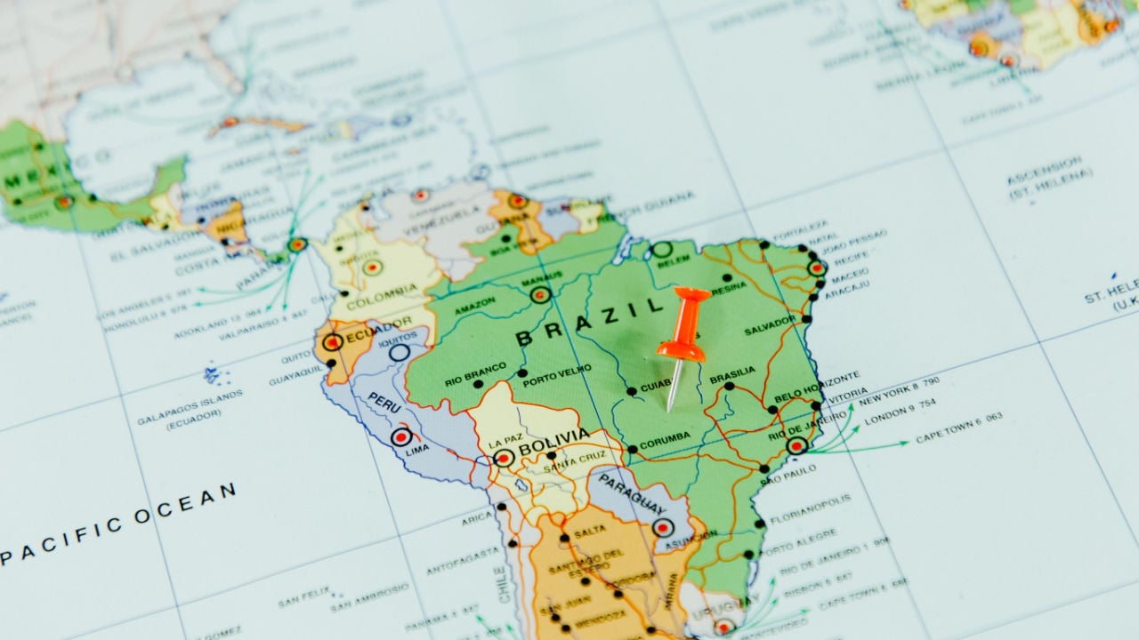 लैटिन अमेरिका रिपोर्ट मुद्रास्फीति BTF Pactual अर्जेंटीना डॉलर