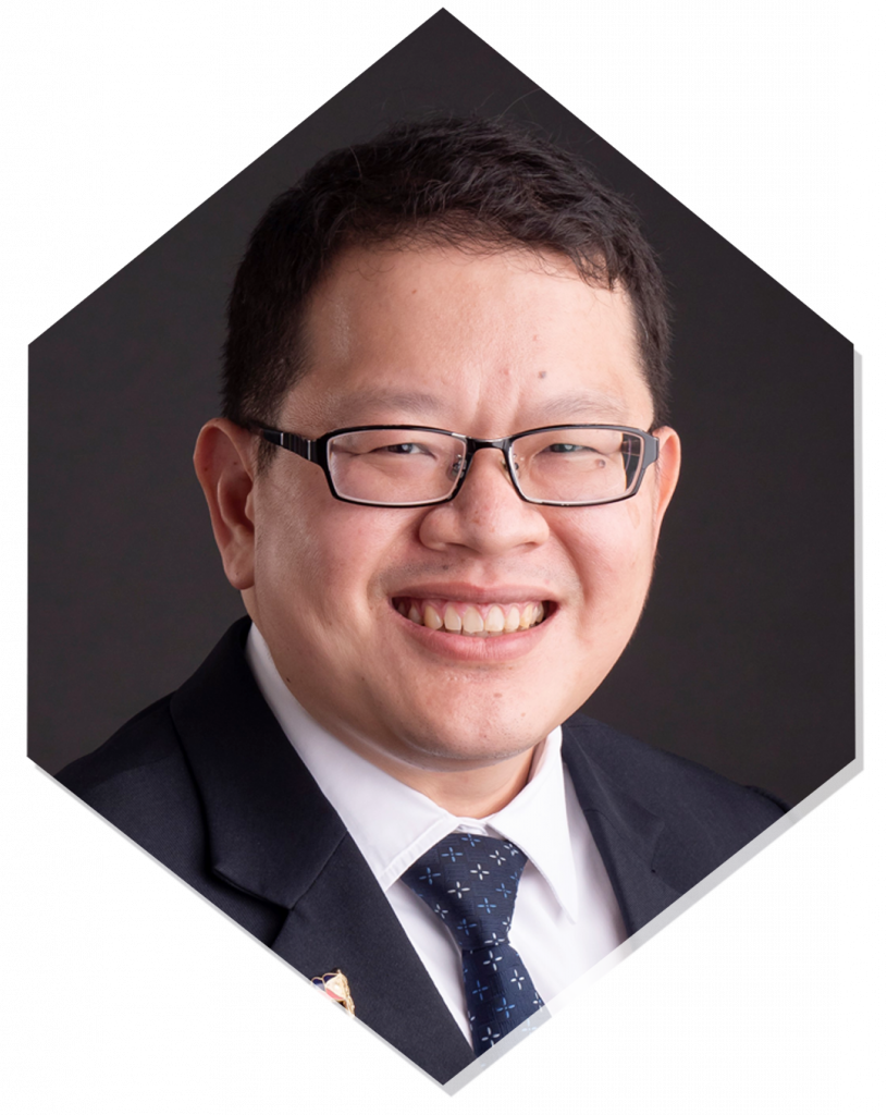 VORBILD: SEC-Kommissar Kelvin Lee erhält zwei International Fintech Leadership Awards PlatoBlockchain Data Intelligence. Vertikale Suche. Ai.