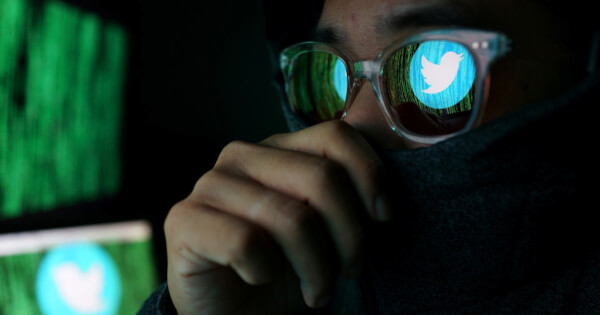 Twitter wyłącza działania na tweetach z linkami Substack