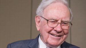 Warren Buffett varmer til Generativ AI, stadig Anti-Bitcoin