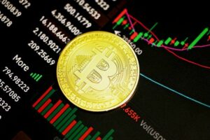 Bitcoin-Miner werfen BTC im Wert von 55 Millionen US-Dollar ab, während der Preis auf das wichtige Unterstützungsniveau fällt