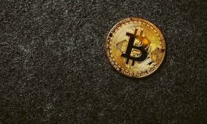 Biaya Bitcoin Meledak Di Tengah BRC-20 Memecoin Mania, Miners Benefit