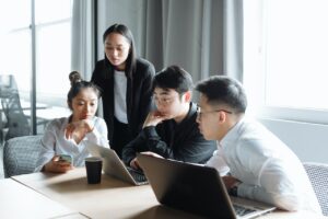 Fintech'teki Asyalı-Amerikalı Başarıyı FinovateSpring'de Kutlamak