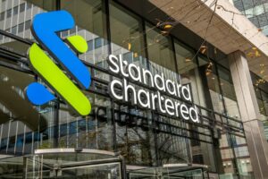 Geoff Kendrick của Standard Chartered cho biết các ngân hàng lớn nhất nên lấp đầy khoảng trống còn lại bằng tiền điện tử sau sự sụp đổ