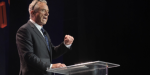 Robert F. Kennedy Jr. Says COVID Protests Led Him to Bitcoin - Decrypt