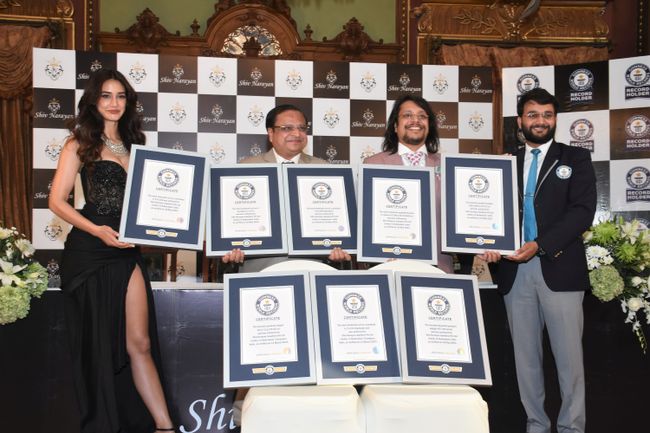 La gioielleria Shiv Narayan entra nella storia ottenendo 8 titoli Guinness World Records(TM).