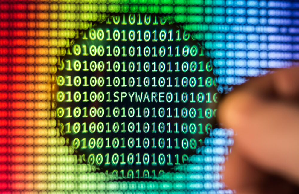 Cyberatakujący „Asylum Ambuscade” łączą napady finansowe i cyberszpiegostwo