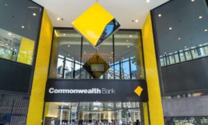 Australian suurin pankki lopettaa väliaikaisesti "tietyt" maksut kryptopörsseille