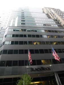 BlackRock's Bitcoin ETF Application Could Change the Game for Grayscale's Lawsuit Against SEC