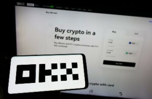 Kinesiske medier kritiserer OKEx for ulovlige annoncer, da Bitcoin stiger over $30