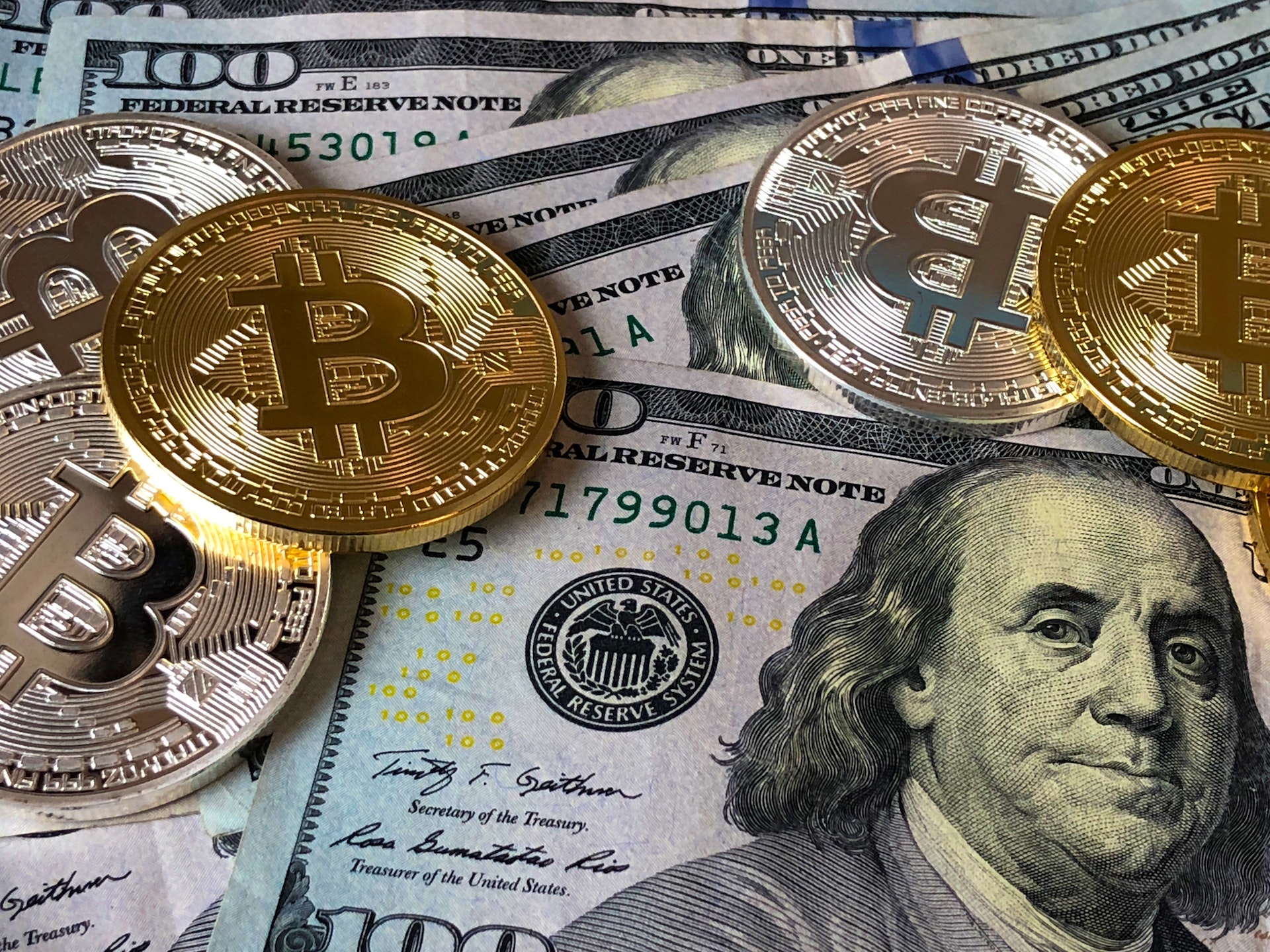 Regulasi pasar kripto/harga Bitcoin