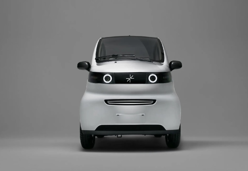 This Tiny Electric Car Costs $7,650—and It Has a Face headaches PlatoBlockchain Data Intelligence. Vertical Search. Ai.