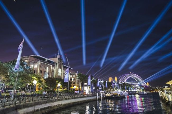 Vivid Sydney 2023 starter med den største åbningsweekend nogensinde