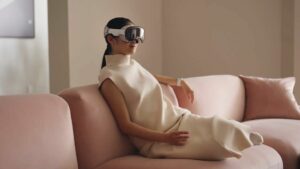 يقال إن شركة Apple لا تصنع وحدات تحكم VR لـ Vision Pro
