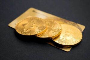 $BTC: "Rich Dad Poor Dad" -kirjoittaja ennustaa Bitcoinin nousun 120 XNUMX dollariin, kun BRICS valmistautuu lanseeraamaan kultavakuutisen valuutan