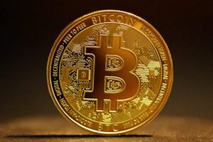 Fidelity Re-Files a Spot Bitcoin ETF-hez