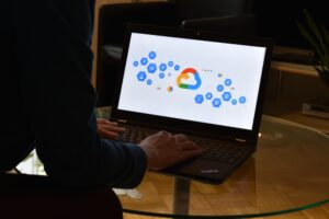 Google Cloud Build-fout maakt escalatie van bevoegdheden en codemanipulatie mogelijk
