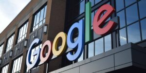 Google förklarar att offentlig data är rättvist för att träna sin AI