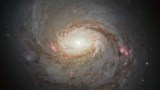 Hubble tarafından görülen Messier 77