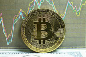 Opini: Bitcoin Akan Mencapai $60K Tahun Depan, Tertinggi Baru di 2025, dan Turun di 2026 | Berita Bitcoin Langsung