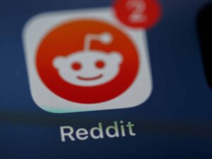 Reddit 'Moons'-token stijgt met 300% te midden van regelwijziging die puntenhandel mogelijk maakt