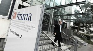 30 schweiziska banker Flunk FINMA:s riskanalys för penningtvätt