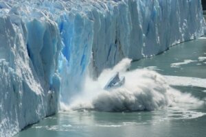 Aerosol geoengineering vil ikke stoppe Antarktis iskappe i at smelte, tyder simuleringer - Physics World