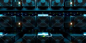 Bitcoin Miner Hut 8 Shares Plummet 8% After Disappointing Q2 Revenue Figures - Decrypt