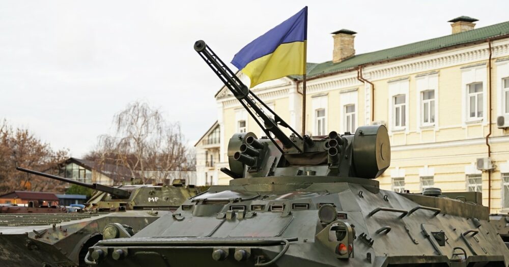 Ukraina president vallandas krüptovaluuta ja sularaha korruptsiooniga seotud piirkondlikud sõjaväe värbamisjuhid